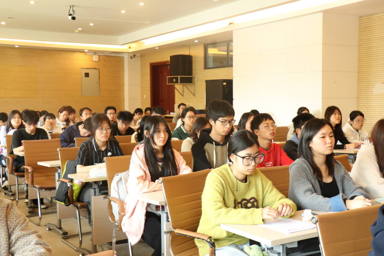 图为典礼现场.jpg